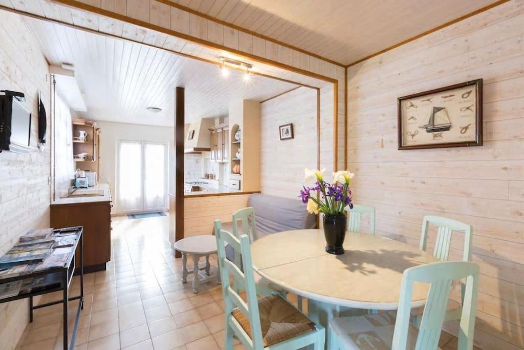 St Malo Maison Avec Jardin Proche Gare Plage Intramuros Chien Admis Parking Gratuit 생말로 외부 사진